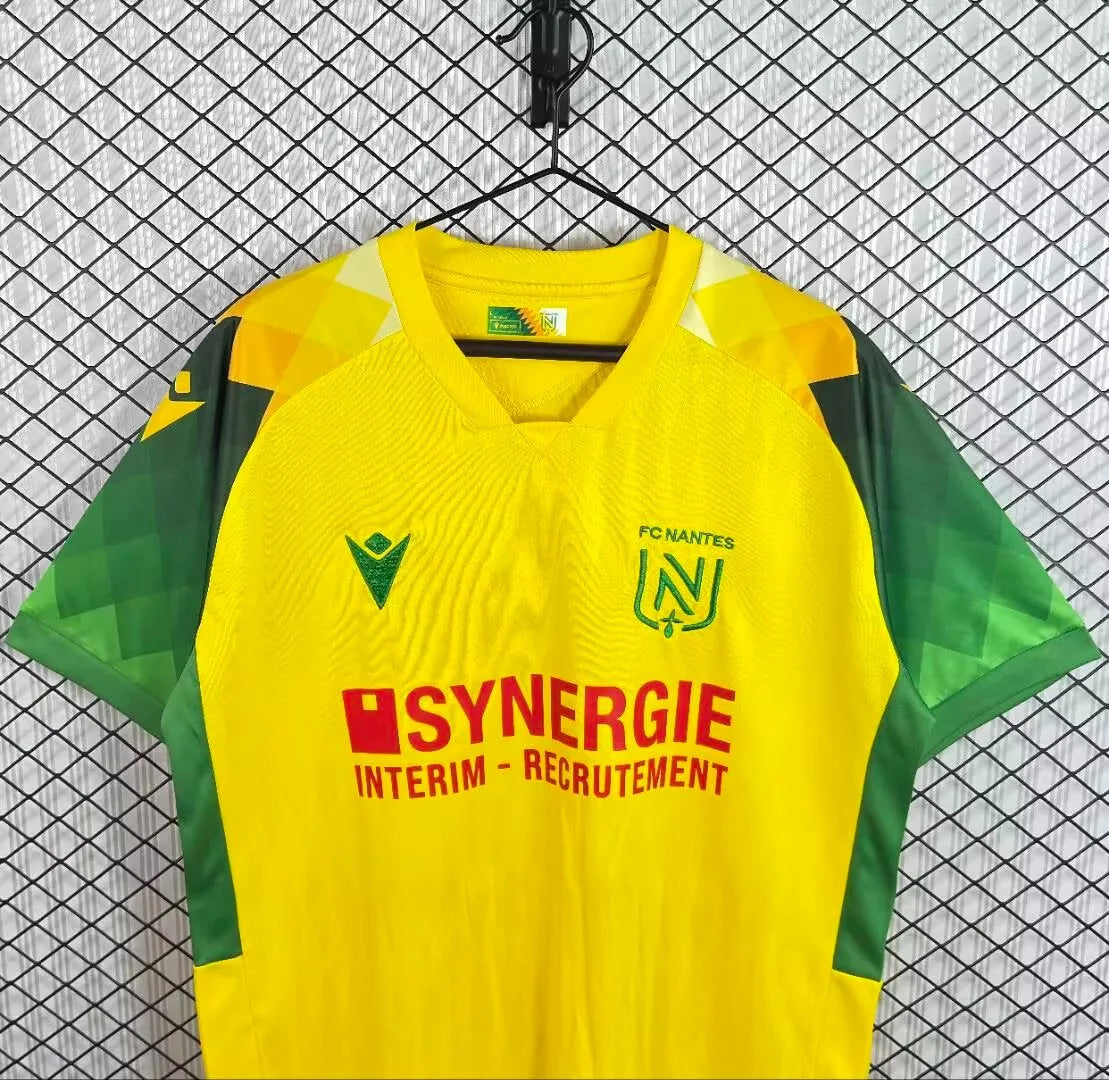 Maillot football Nantes domicile 2026/27
