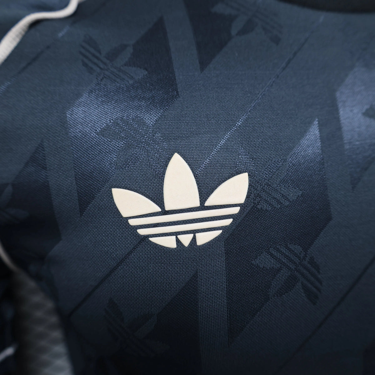 Maillot football Real Madrid Black Adidas Originals Player Version 2024/25