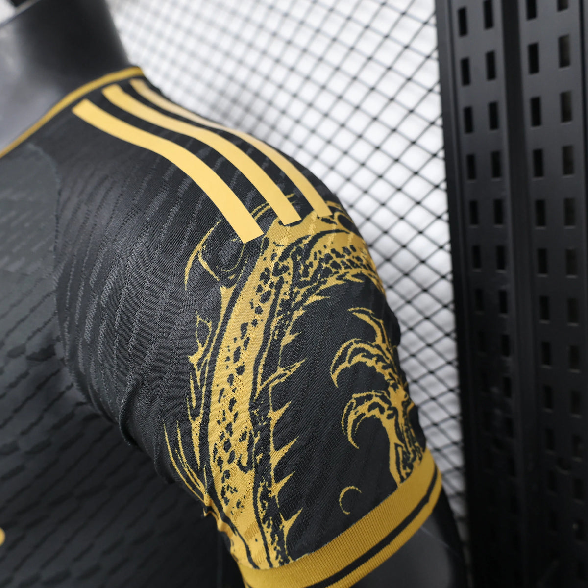 Maillot football Real Madrid Black Dragon Player Version 2024/25