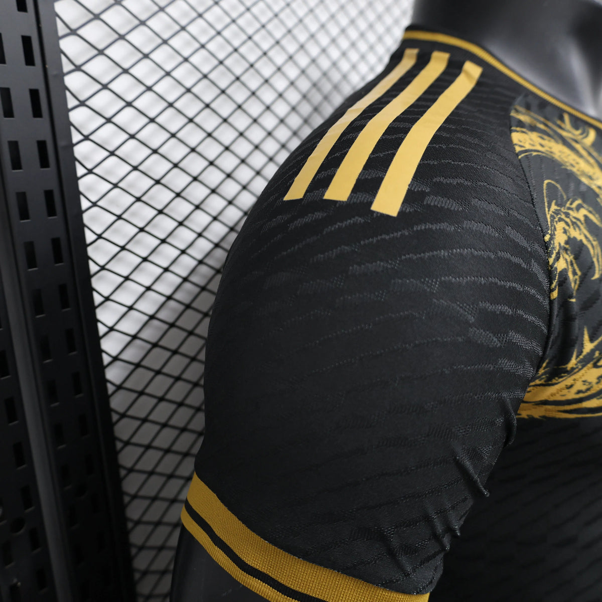 Maillot football Real Madrid Black Dragon Player Version 2024/25