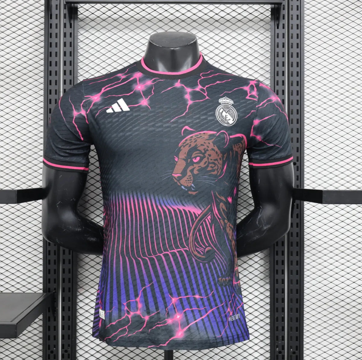 Maillot football Real Madrid Black Purple Panther Panthère noire Player Version 2024/25