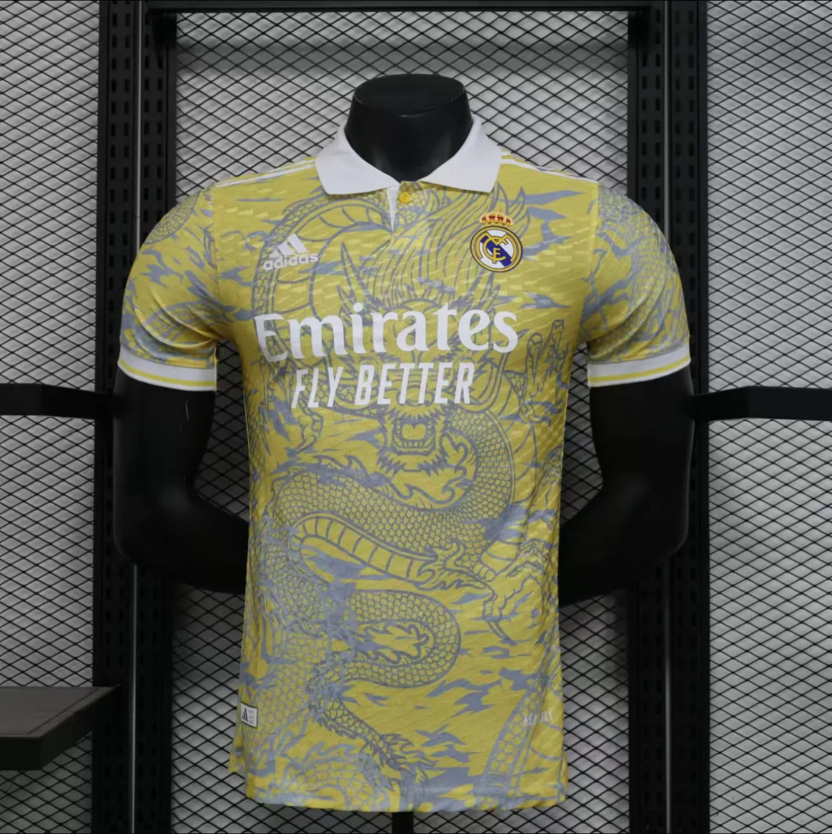 Maillot football Real Madrid Dragon Jaune Player Version 2025/26