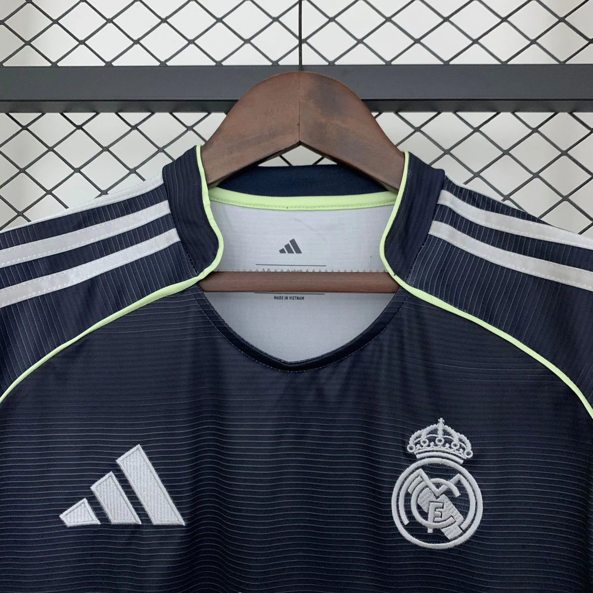 Maillot football Real Madrid extérieur 2025/26