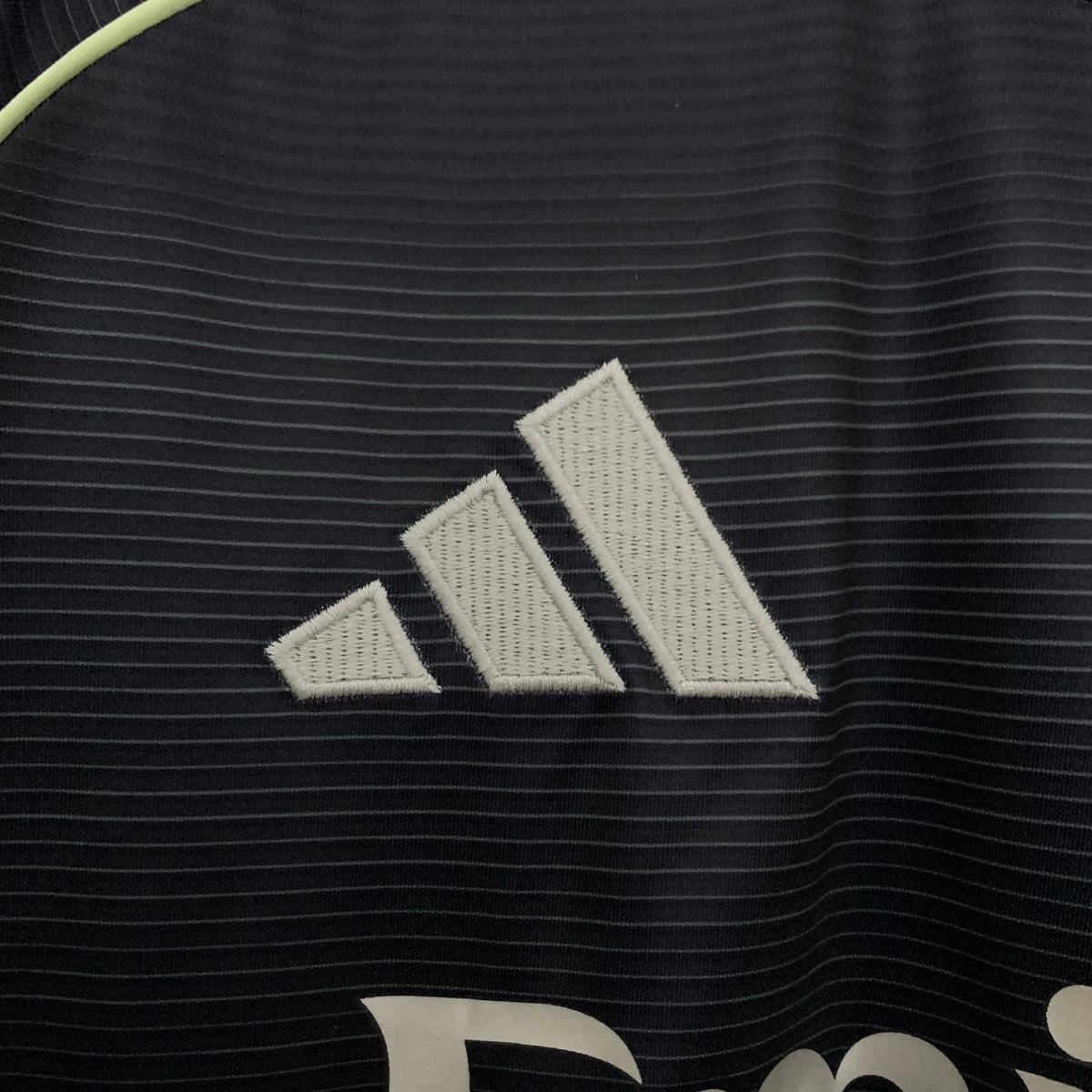 Maillot football Real Madrid extérieur 2025/26