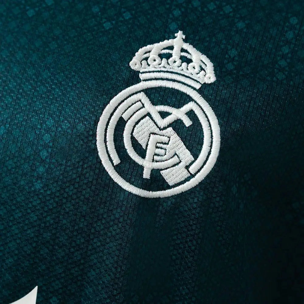 Maillot football Real Madrid extérieur manches longues 2026/27