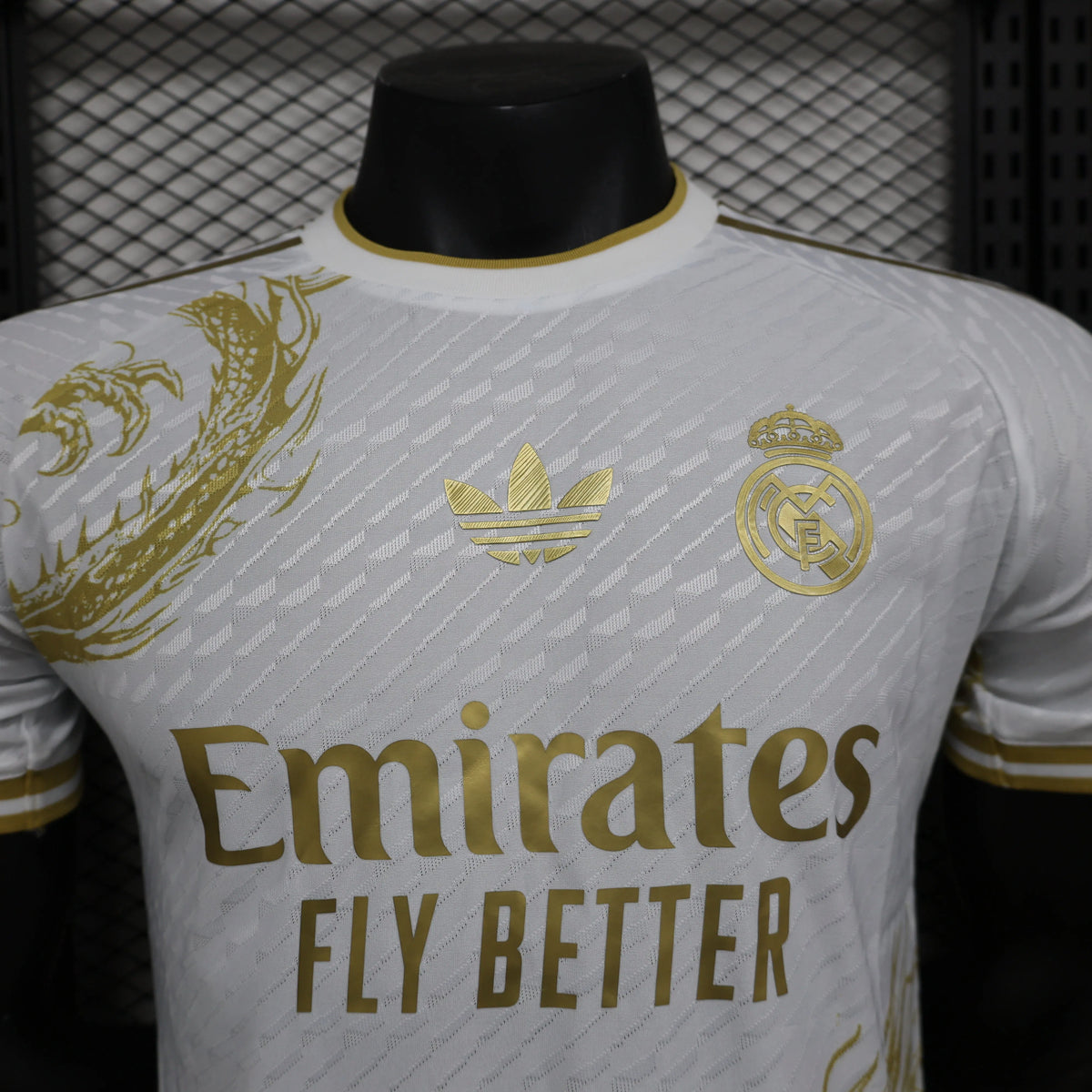 Maillot football Real Madrid Gold Dragon Player Version 2024/25