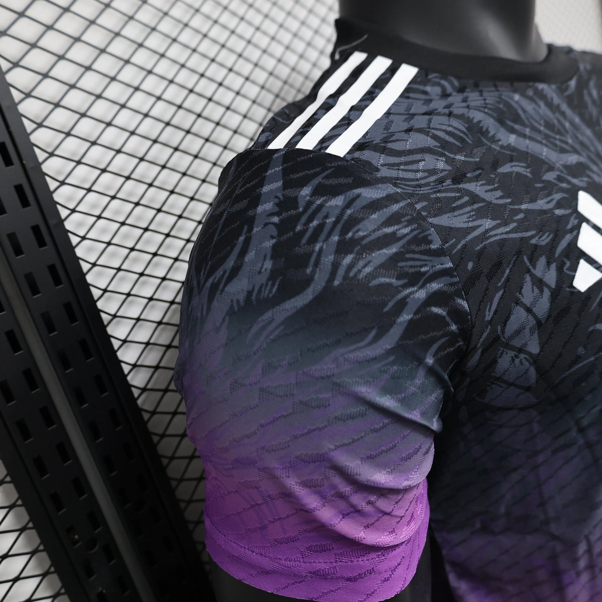 Maillot football Real Madrid Purple Dragon Player Version 2024/25