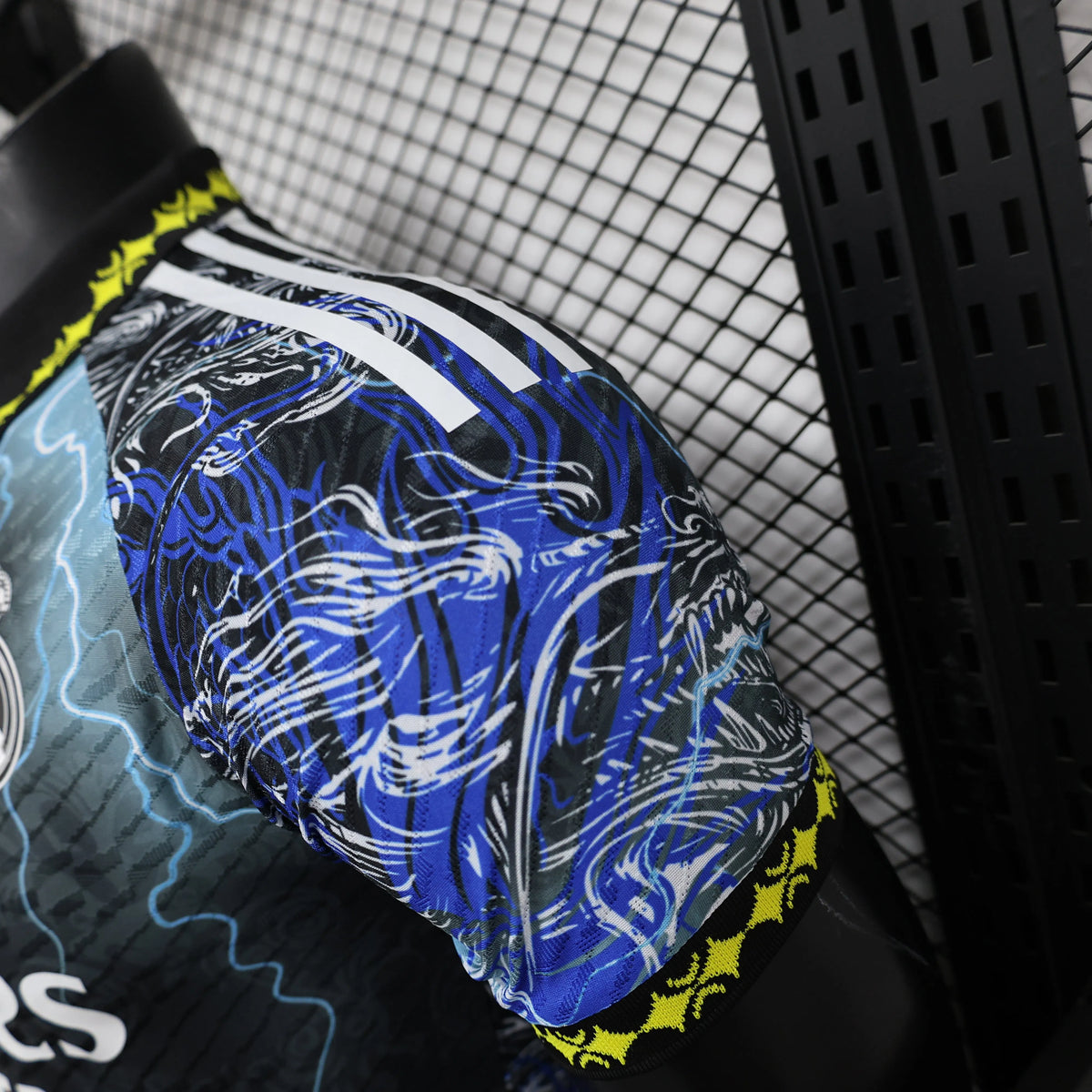Maillot football Real Madrid Special Black Dragon Player Version