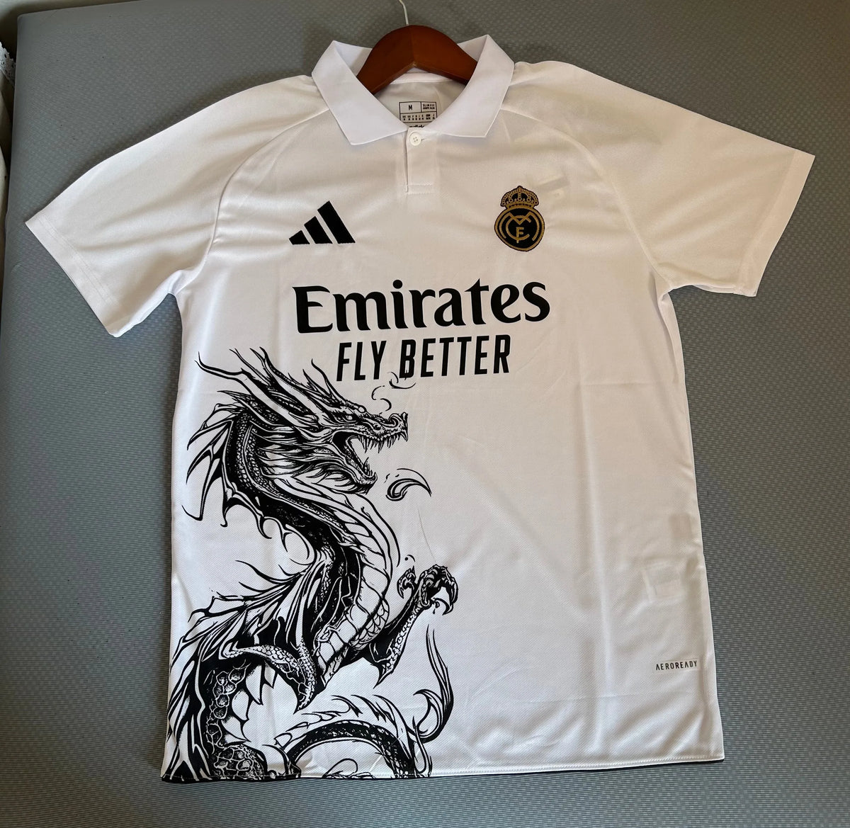 Maillot football Real Madrid Spécial Dragon 2025/26