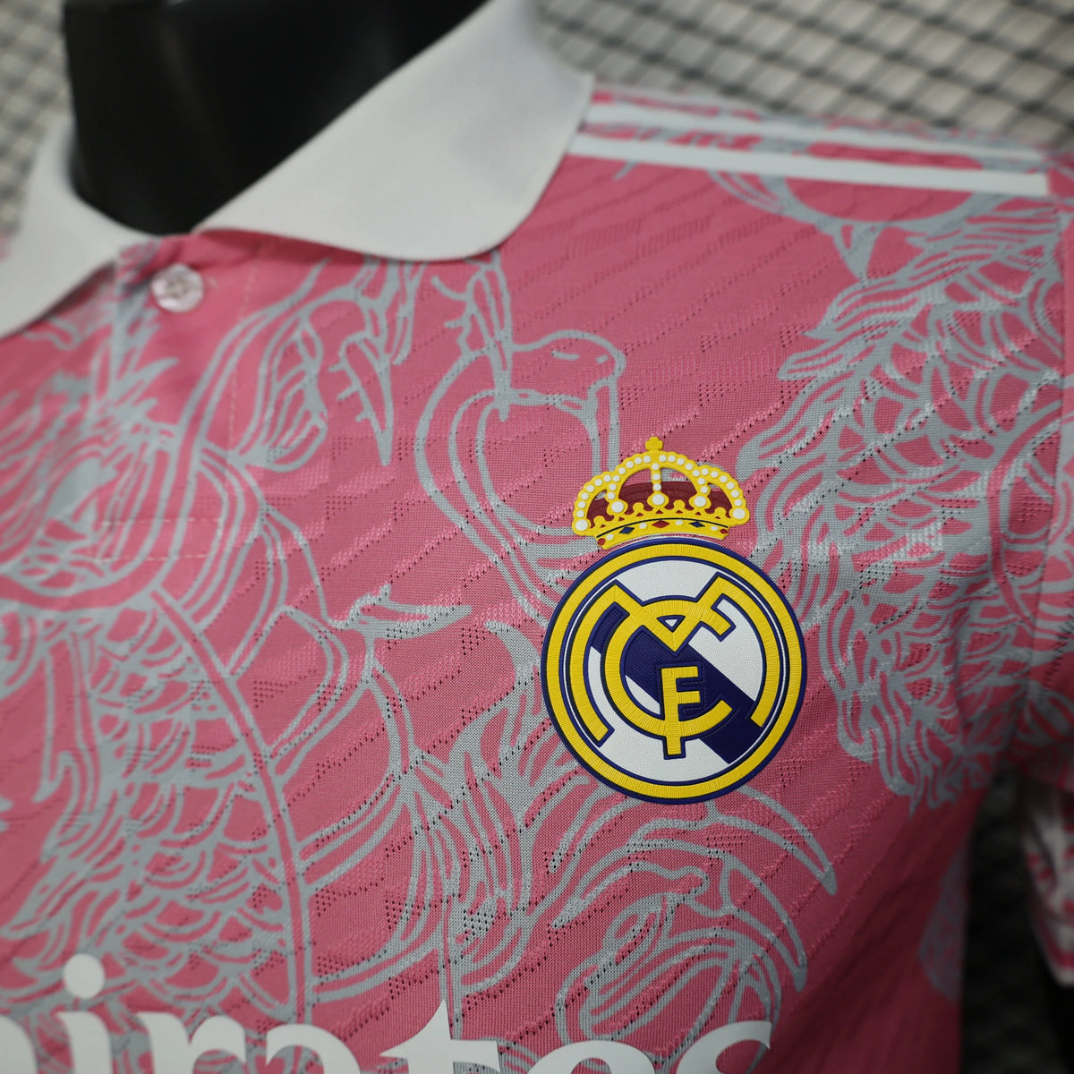 Maillot football Real Madrid Spécial Pink Dragon Player Version 2025/26