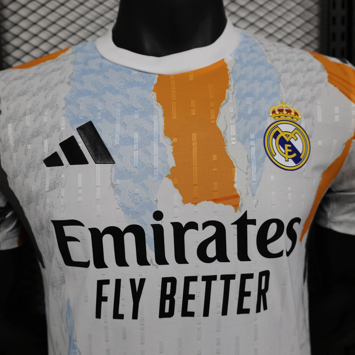Maillot football Real Madrid Training Entraînement Player Version 2024/25