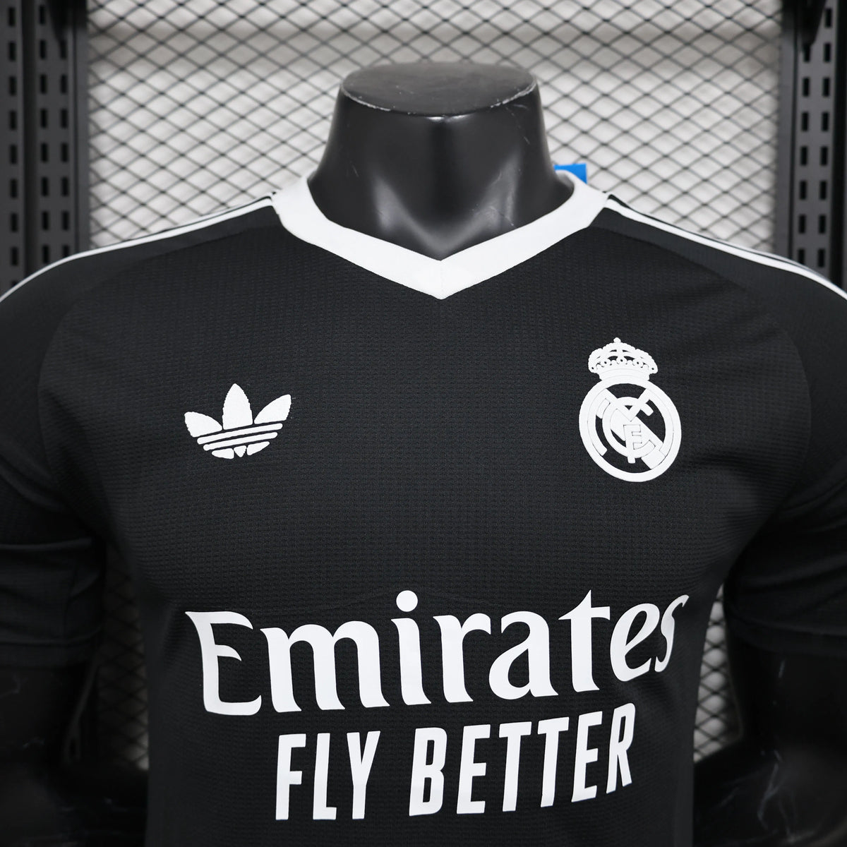 Maillot football Real Madrid Training Entraînement Player Version 2024/25