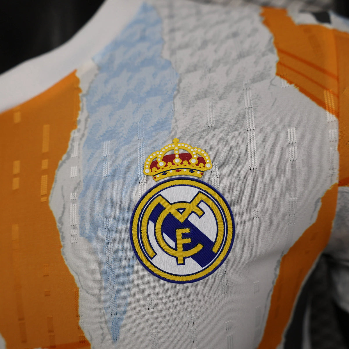 Maillot football Real Madrid Training Entraînement Player Version 2024/25