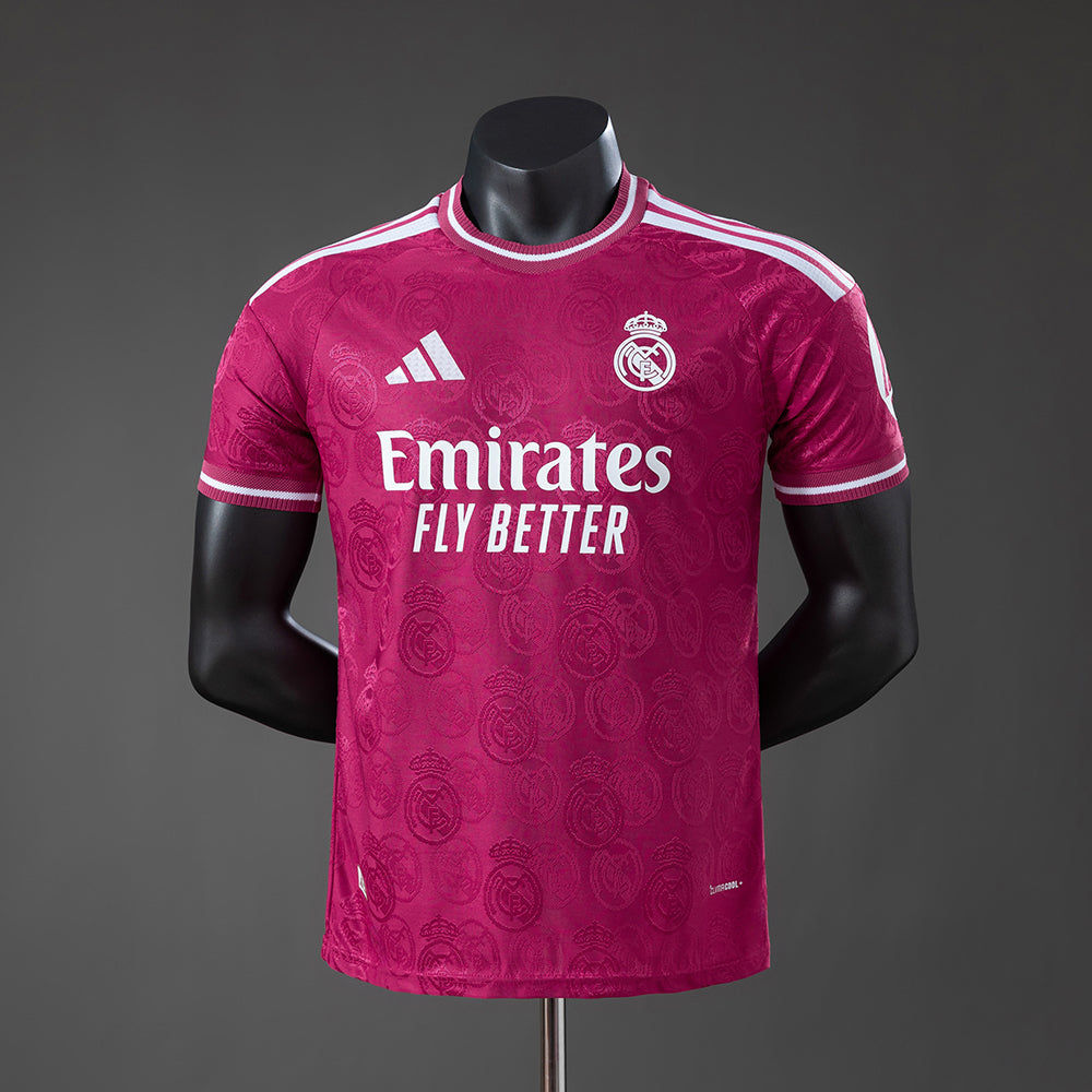 Maillot football Real Madrid version spéciale 2026/27