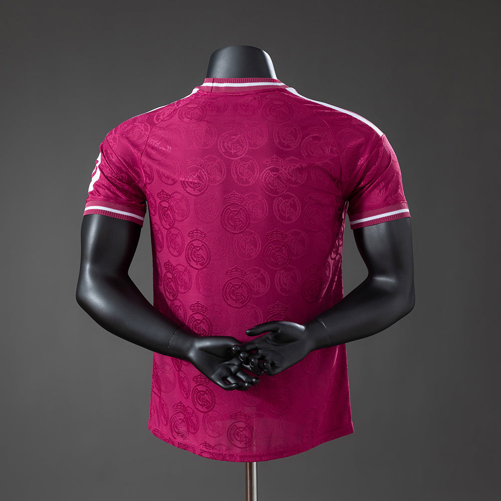 Maillot football Real Madrid version spéciale 2026/27