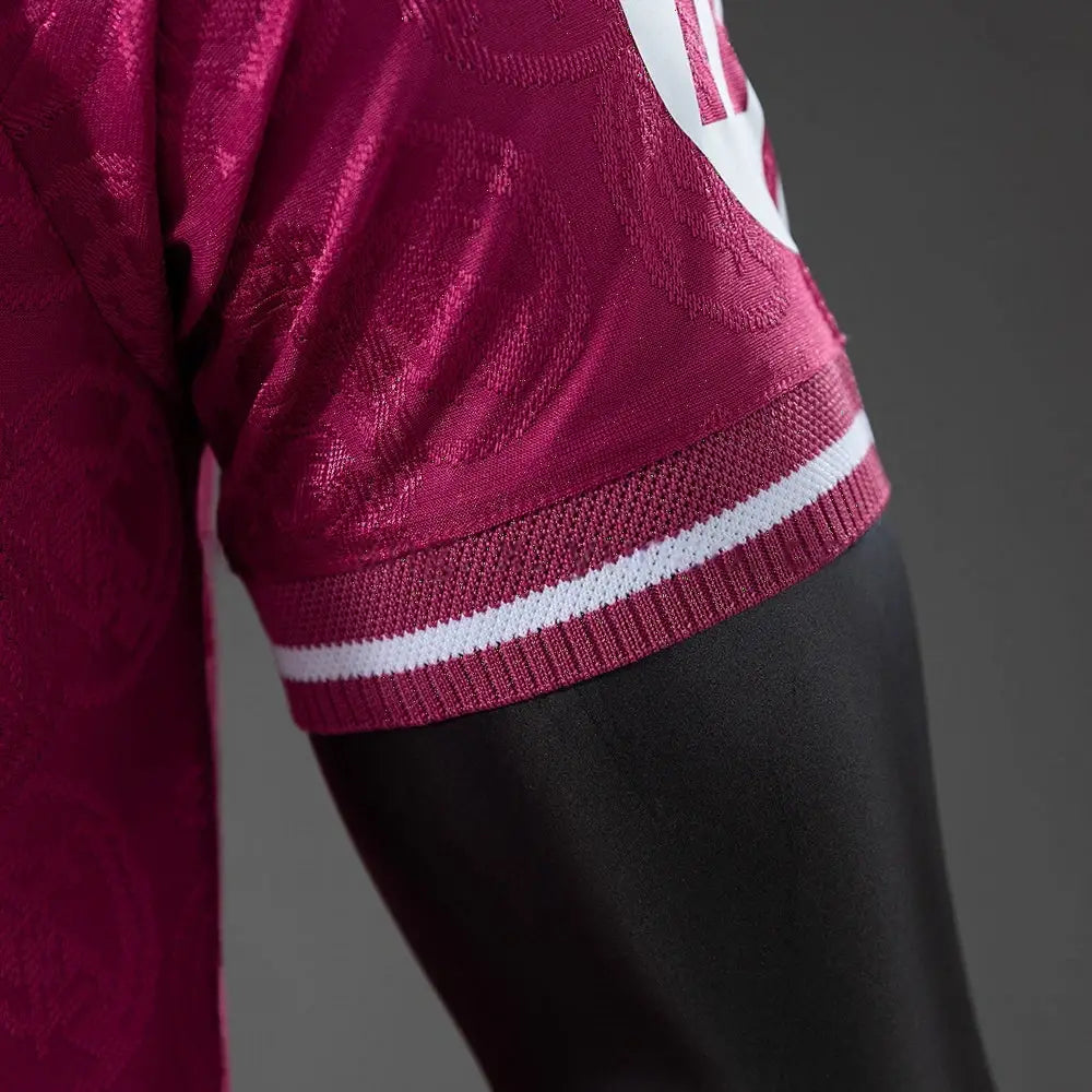 Maillot football Real Madrid version spéciale 2026/27
