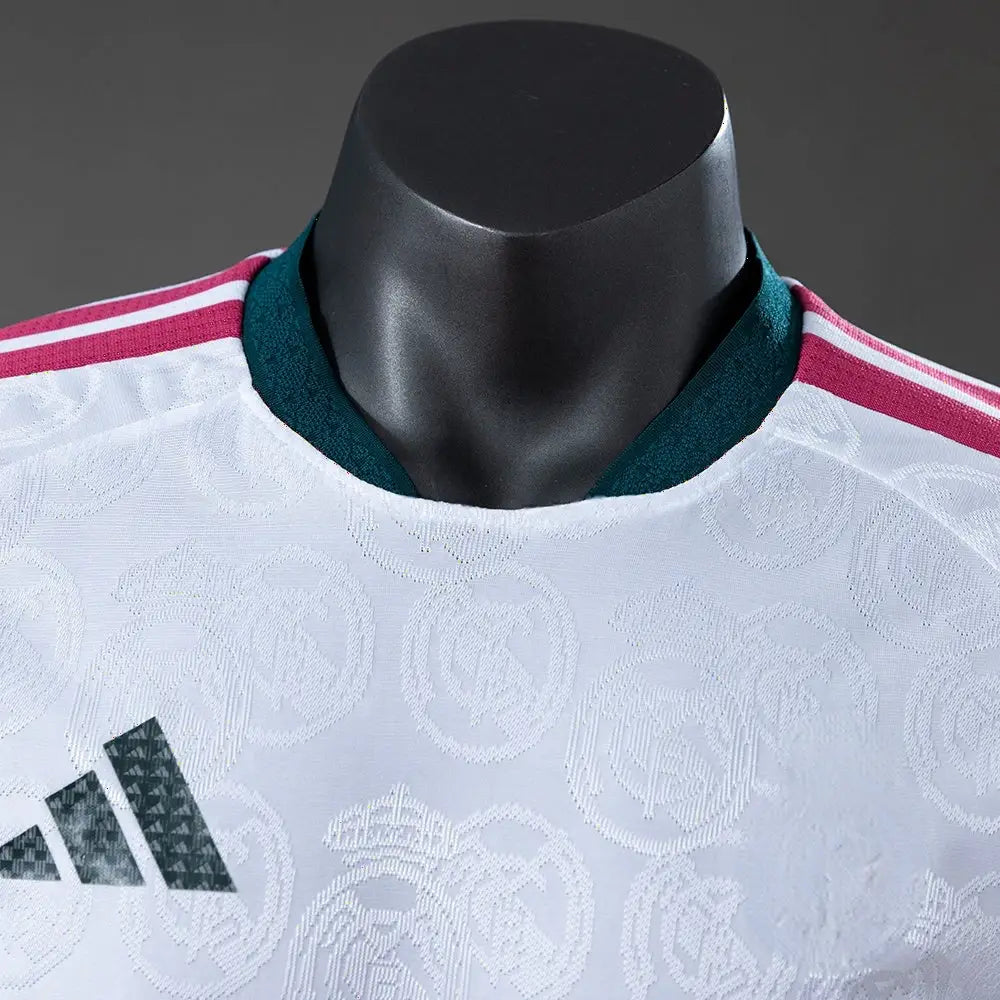 Maillot football Real Madrid version spéciale 2026/27