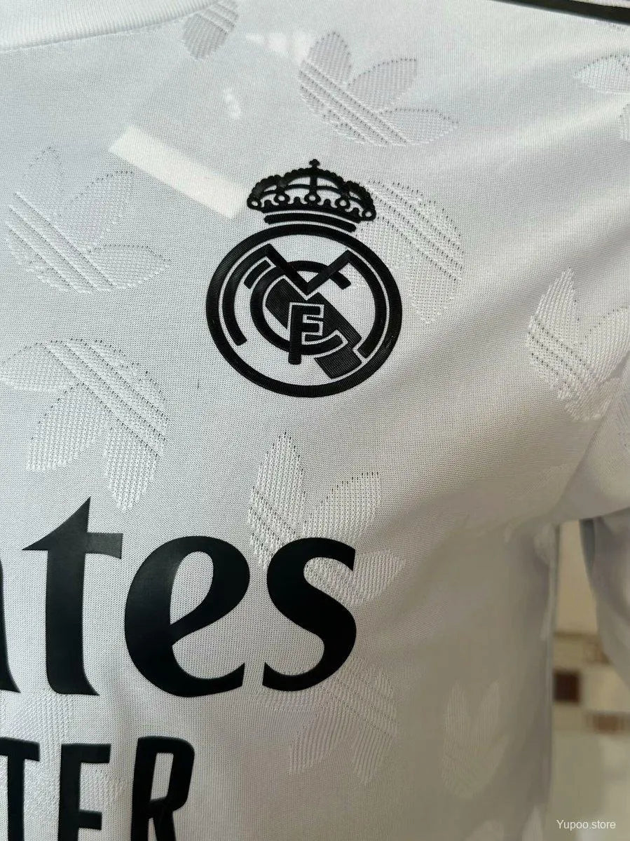 Maillot football Real Madrid White Adidas Original Player Version 2024/25