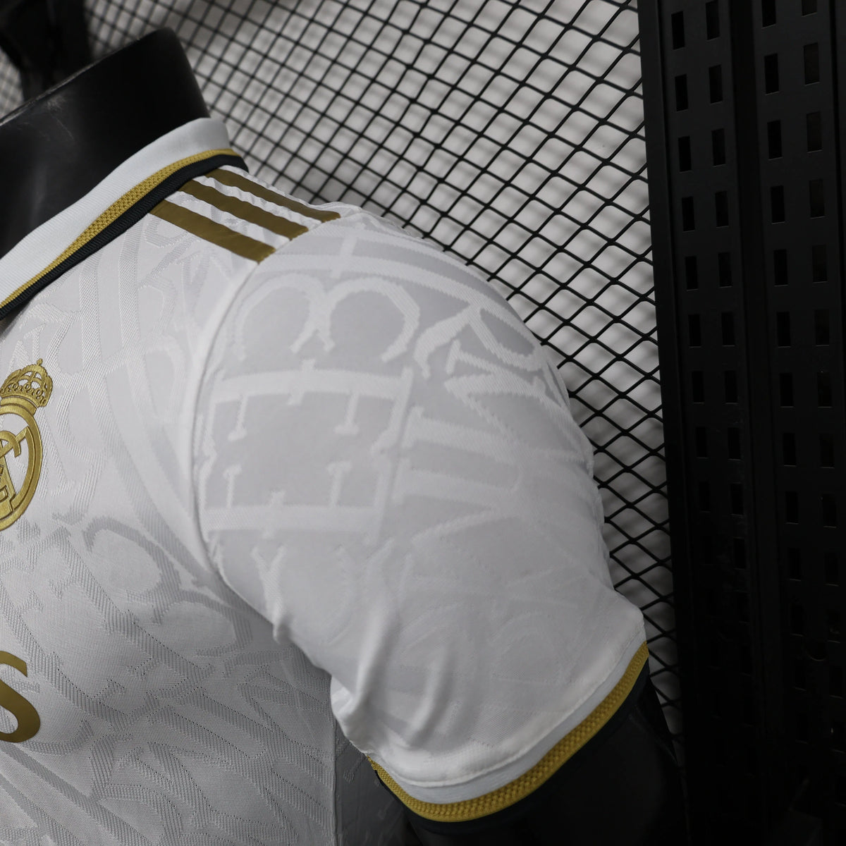 Maillot football Real Madrid White Adidas Originals Player Version 2024/25