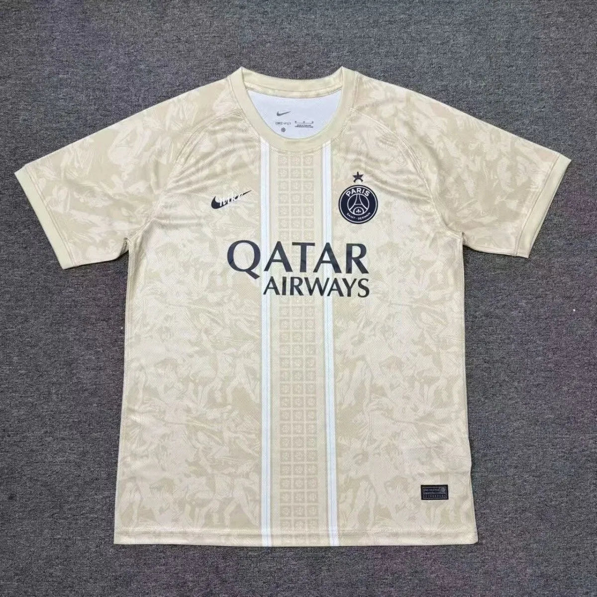Maillot Paris Saint-Germain concept 26/27