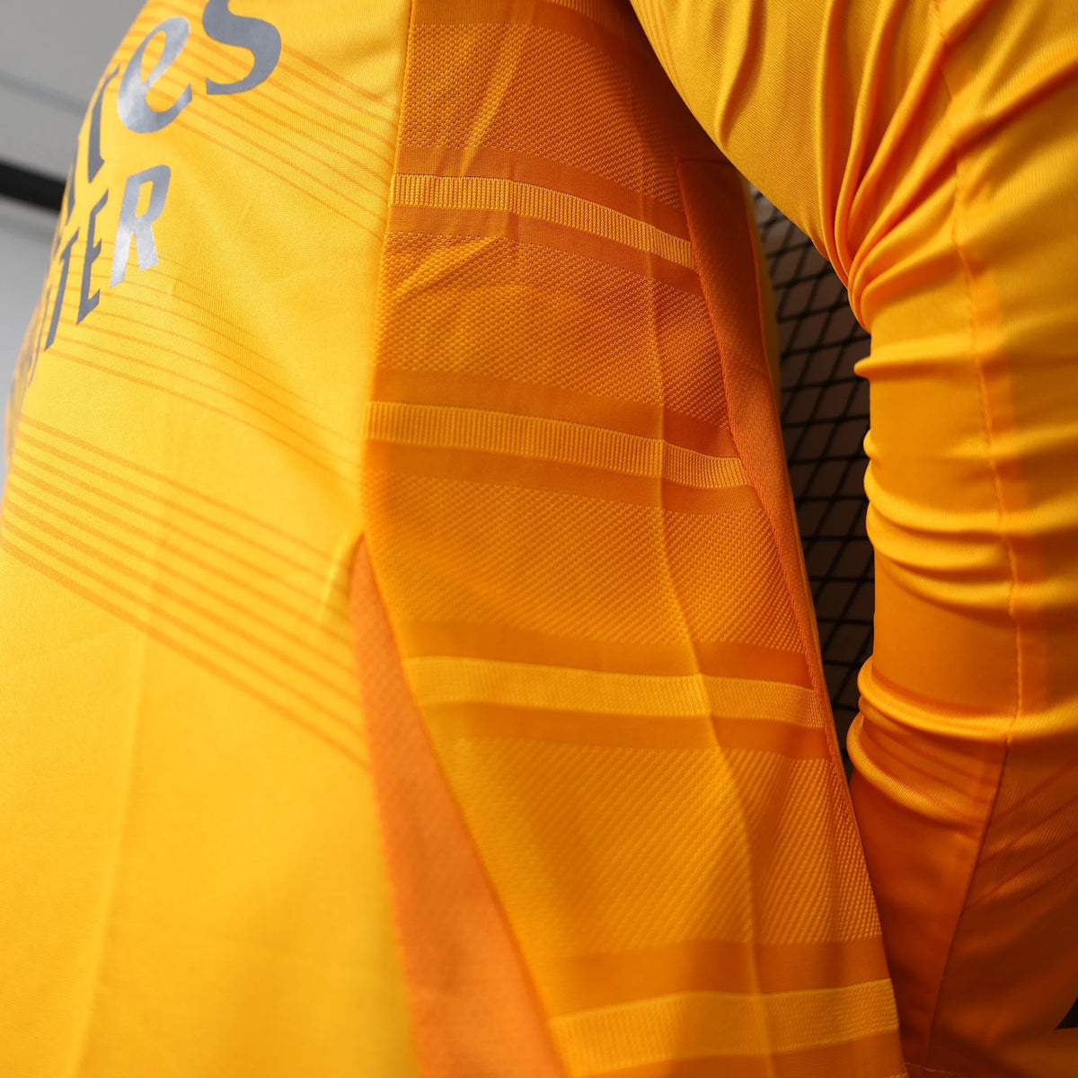 Maillot Real Madrid extérieur orange Player Version LS manches longues 2024/25