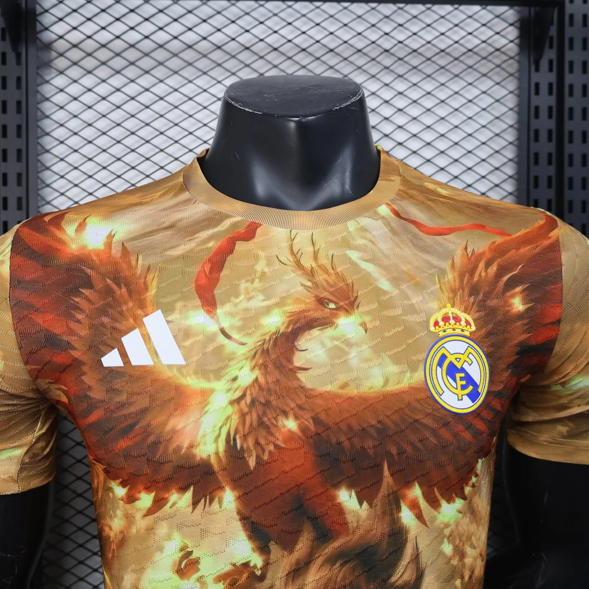 Maillot Real Madrid Special Phoenix Player Version 2025/26