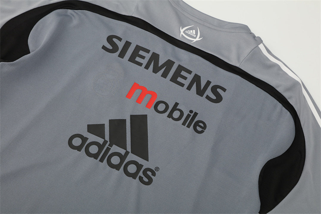 Maillot Retro Training Real Madrid 2004/05 Gris