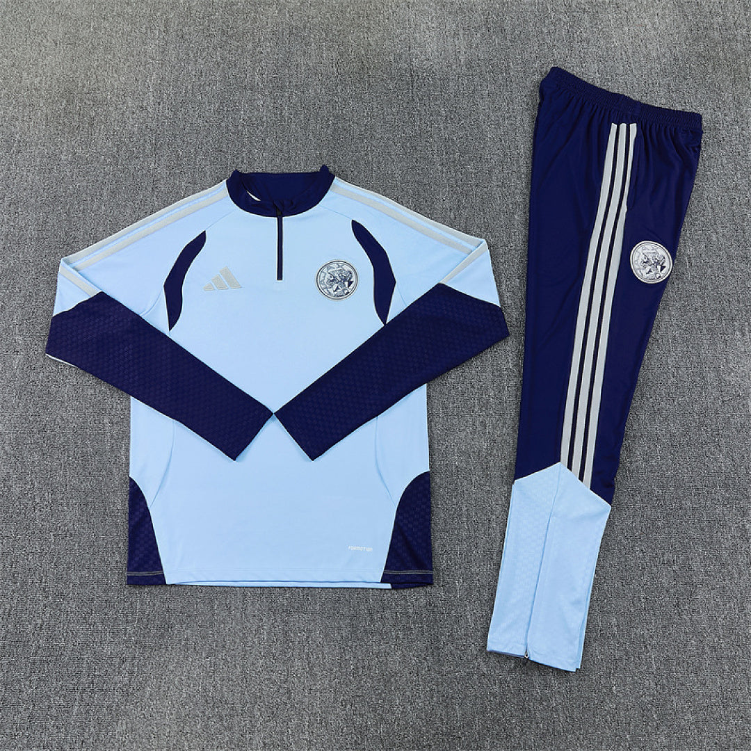 Survêtement Ensemble Jogging Ajax 2026/27 - Adult/ Enfant