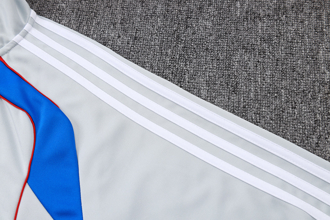 Survêtement ensemble jogging Bayern Munich 2025/26