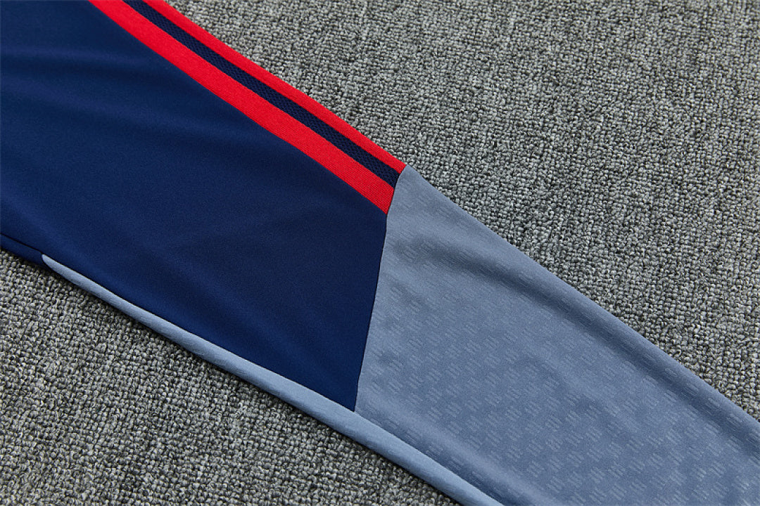 Survêtement ensemble jogging Bayern Munich Bleu Roi - Adult/ Enfant