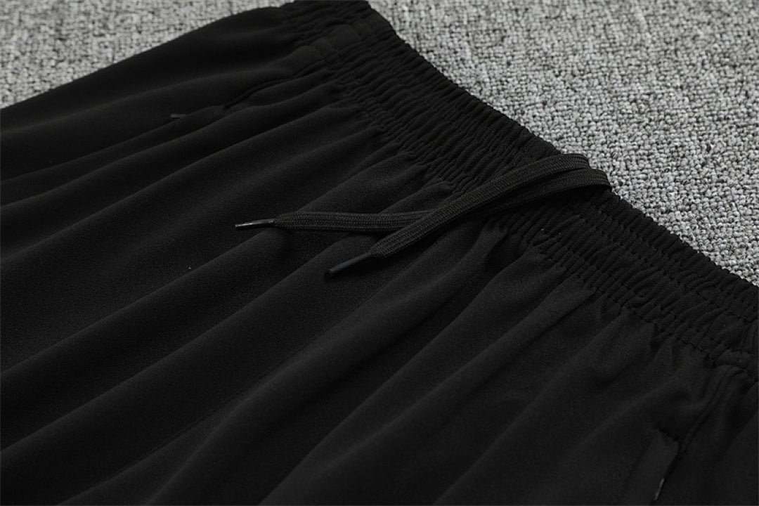 Survêtement Ensemble Jogging Liverpool 2025/26 - Adult/ Enfant