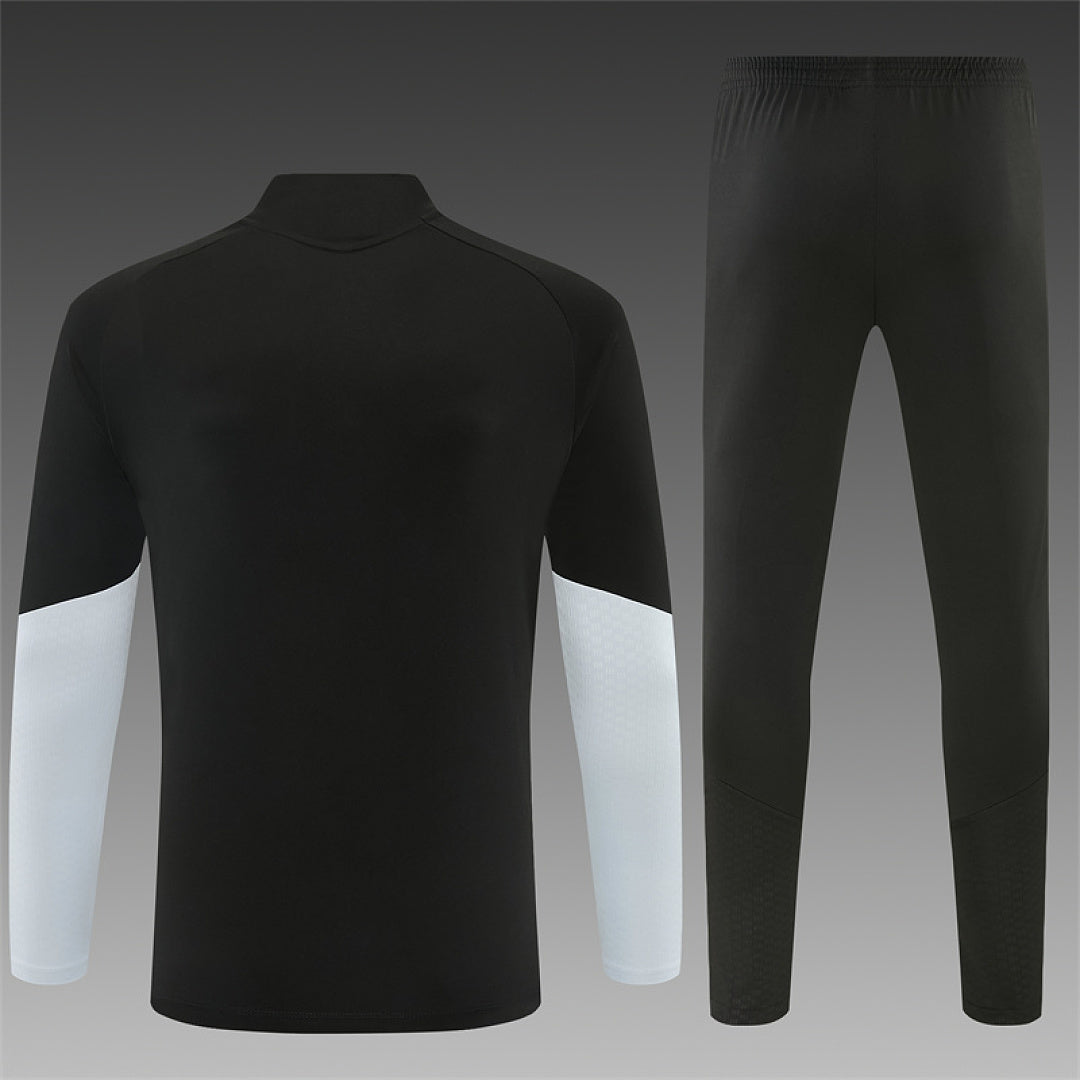 Survêtement Ensemble Jogging Liverpool 2026/27 - Adulte/Enfant