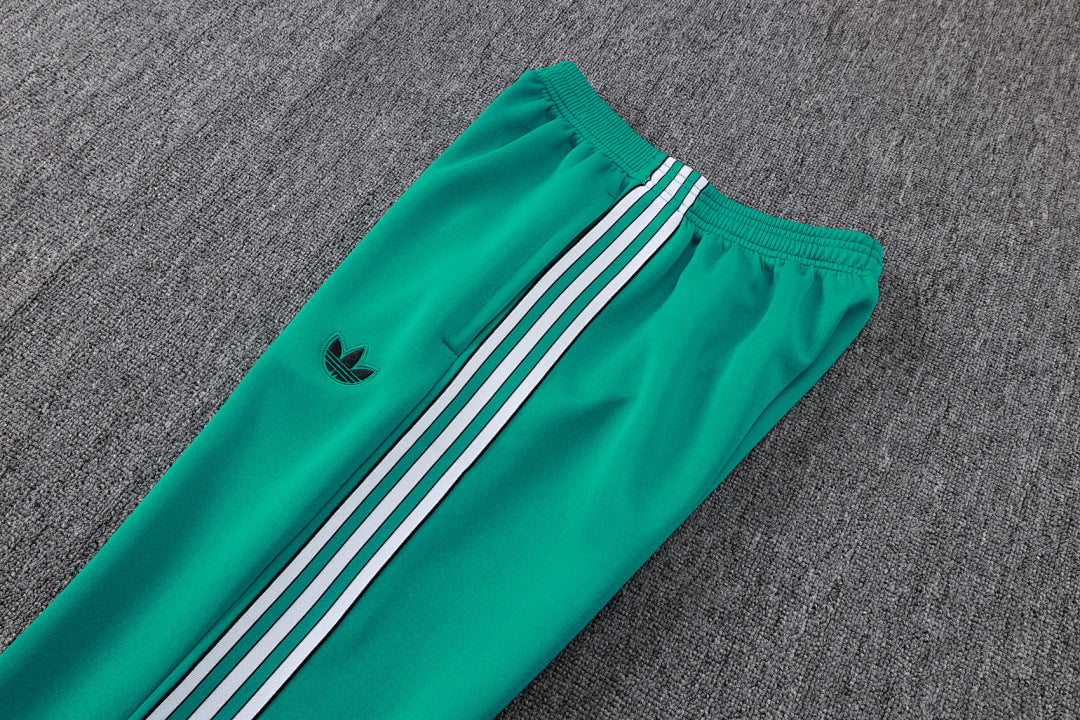 Survêtement ensemble jogging Liverpool Vert 2025/26