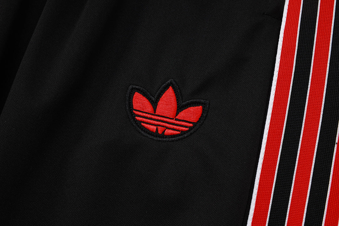 Survêtement Ensemble Jogging Manchester United Noir 2025/26