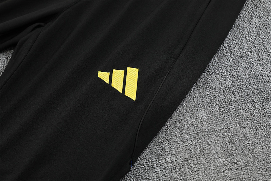 Survêtement Ensemble Jogging Manchester United Noir 2025/26 - Adult