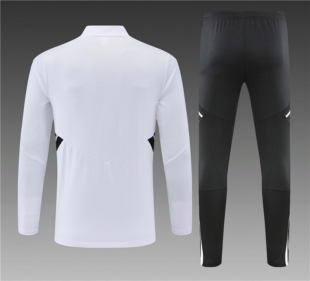 Survêtement Ensemble Jogging Real Madrid 2022/23 - Adult/ Enfant