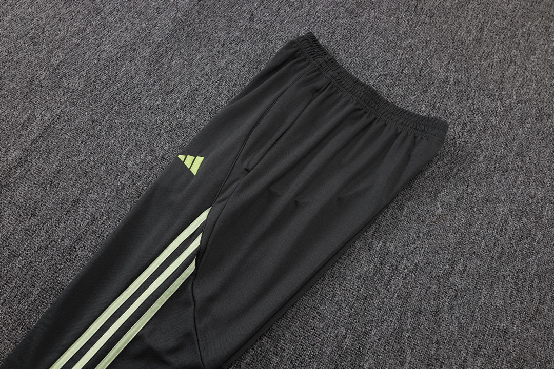 Survêtement Ensemble Jogging Real Madrid 2025/26