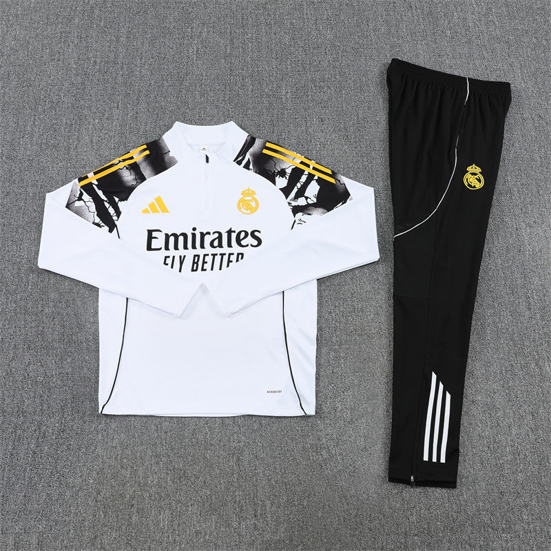 Survêtement Ensemble Jogging Real Madrid Blanc 2025/26 - Adult/ Enfant