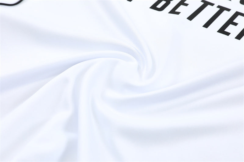 Survêtement Ensemble Jogging Real Madrid Blanc 2025/26 - Adult/ Enfant