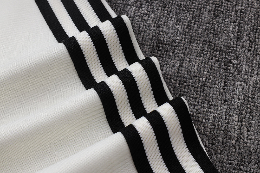 Veste à Capuche Zippée Noir et Blanc