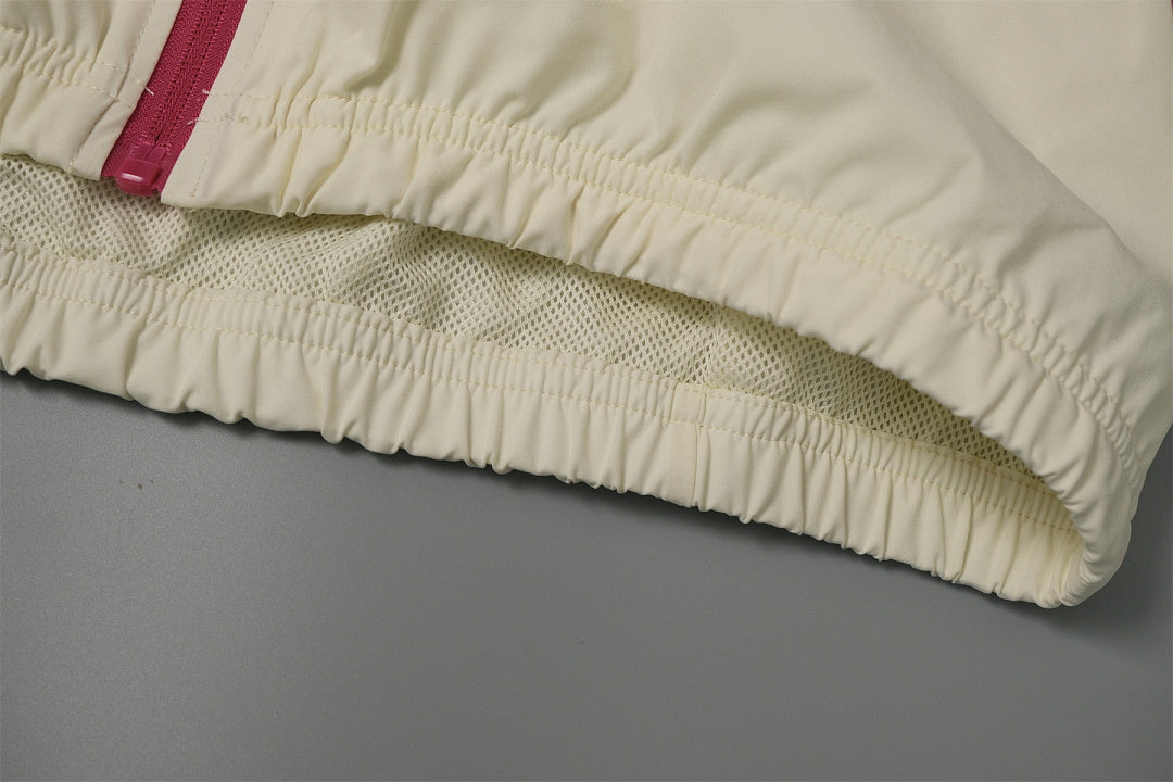 Veste coupe-vent à capuche Beige 2026/27