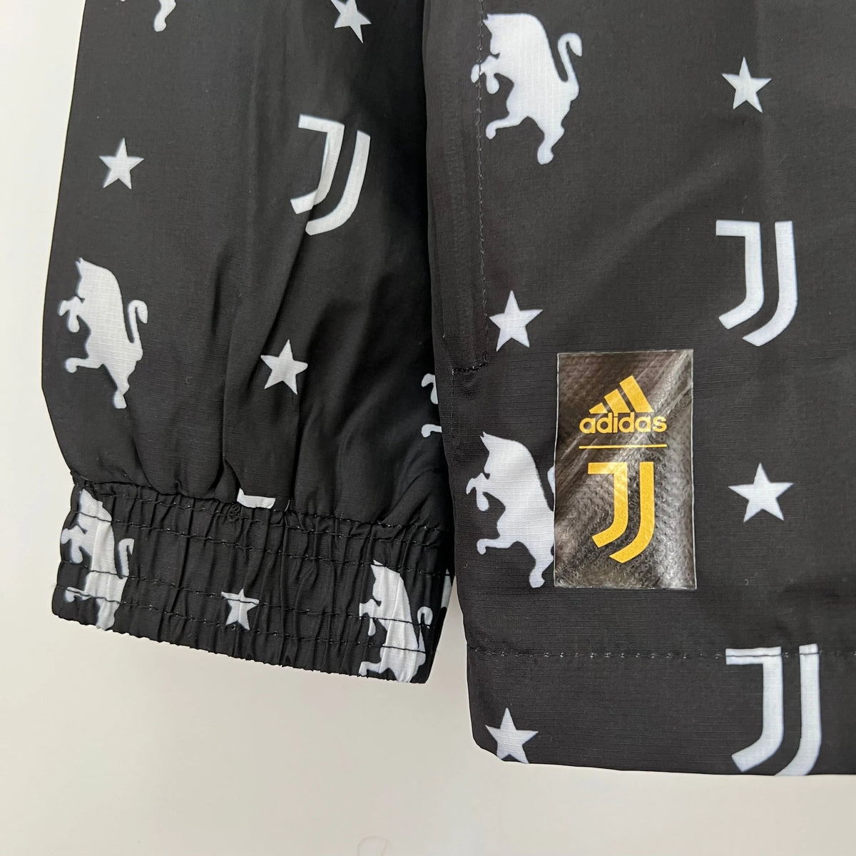 Veste coupe-vent jacket Juventus 2023/24