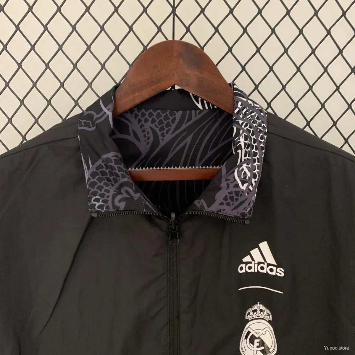 Veste coupe-vent jacket Real Madrid Dragon noir 2024/25