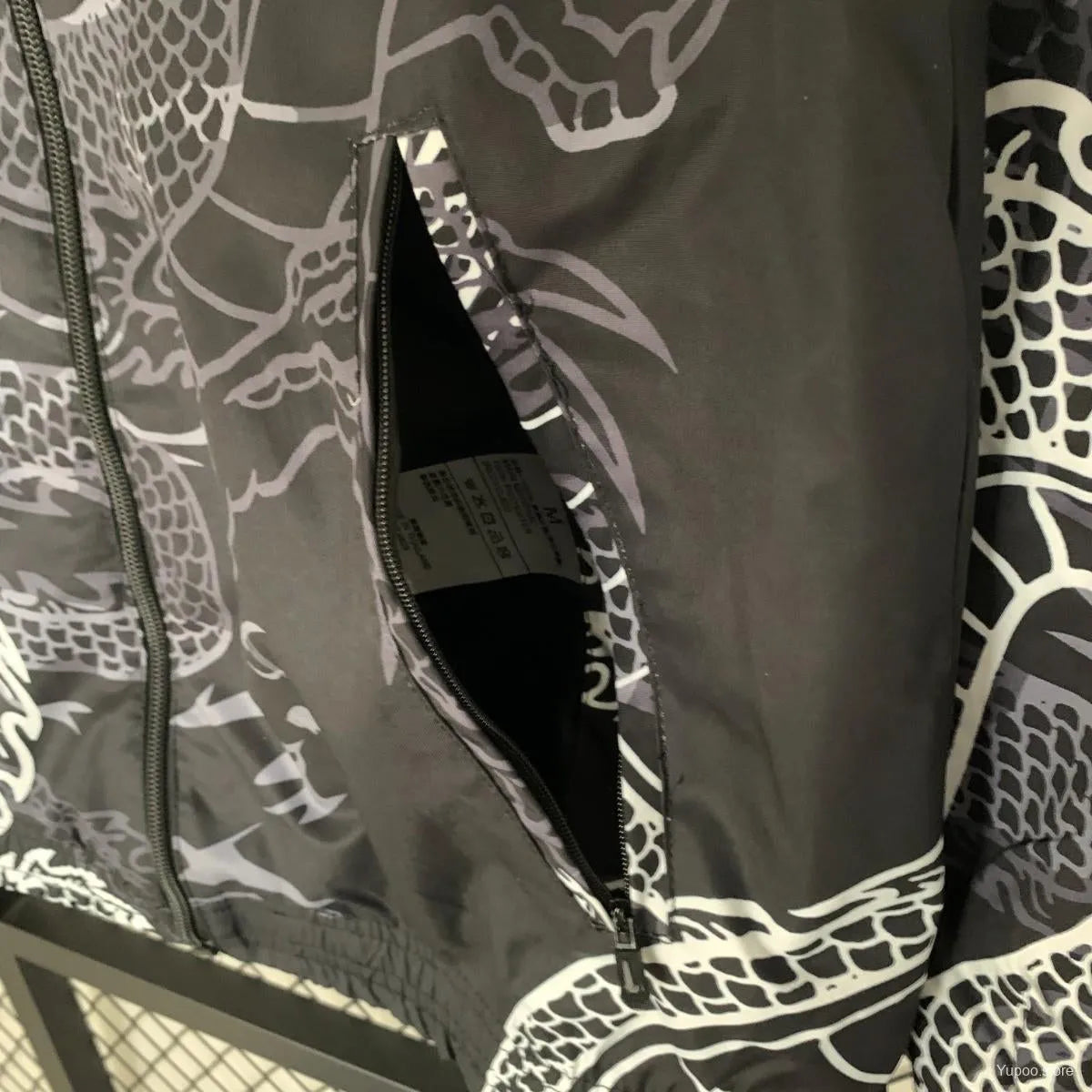 Veste coupe-vent jacket Real Madrid Dragon noir 2024/25