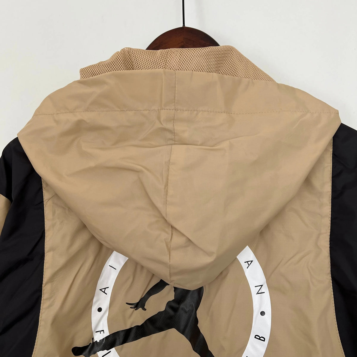Veste coupe-vent Jordan beige 2023/24