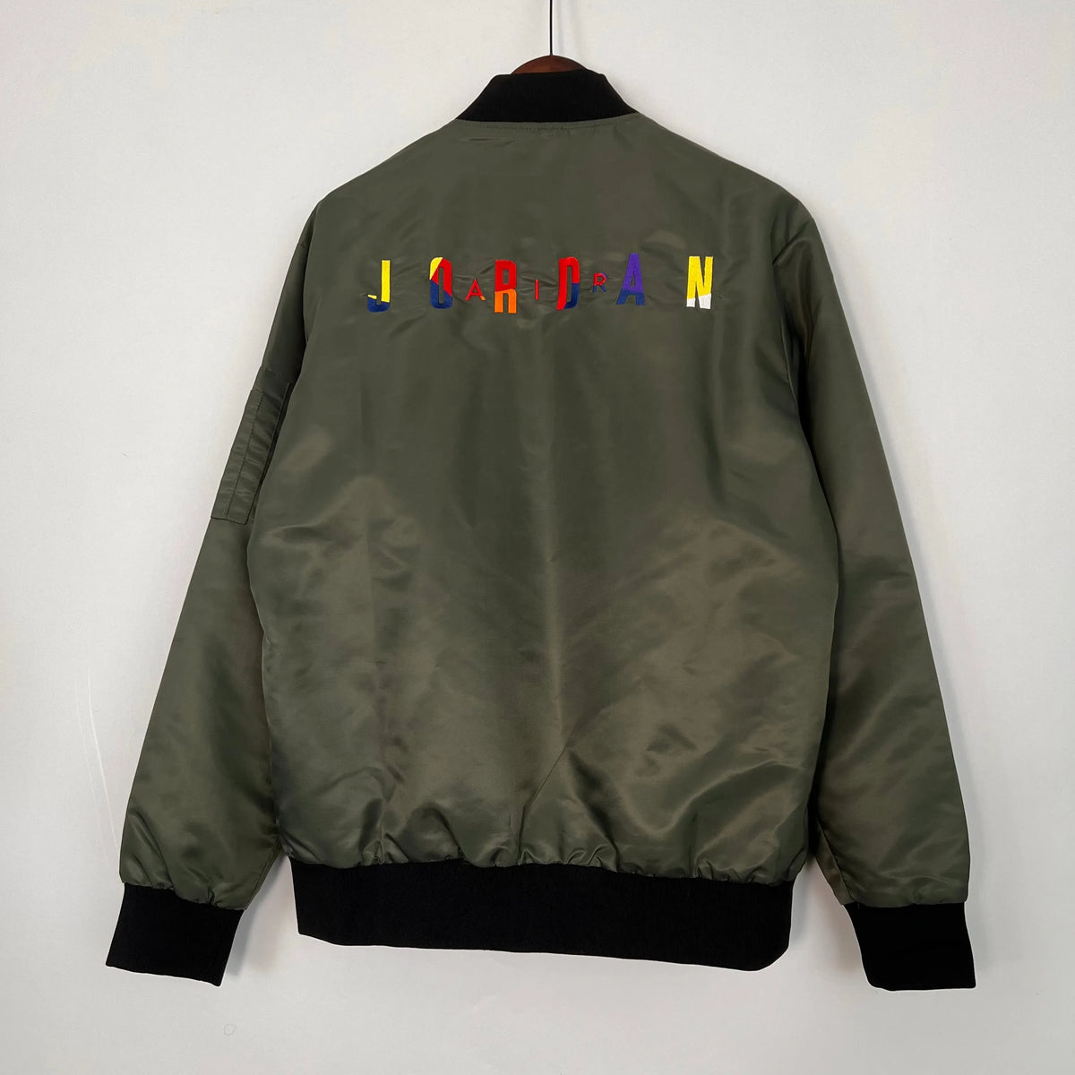 Veste coupe-vent Jordan kaki 2023/24