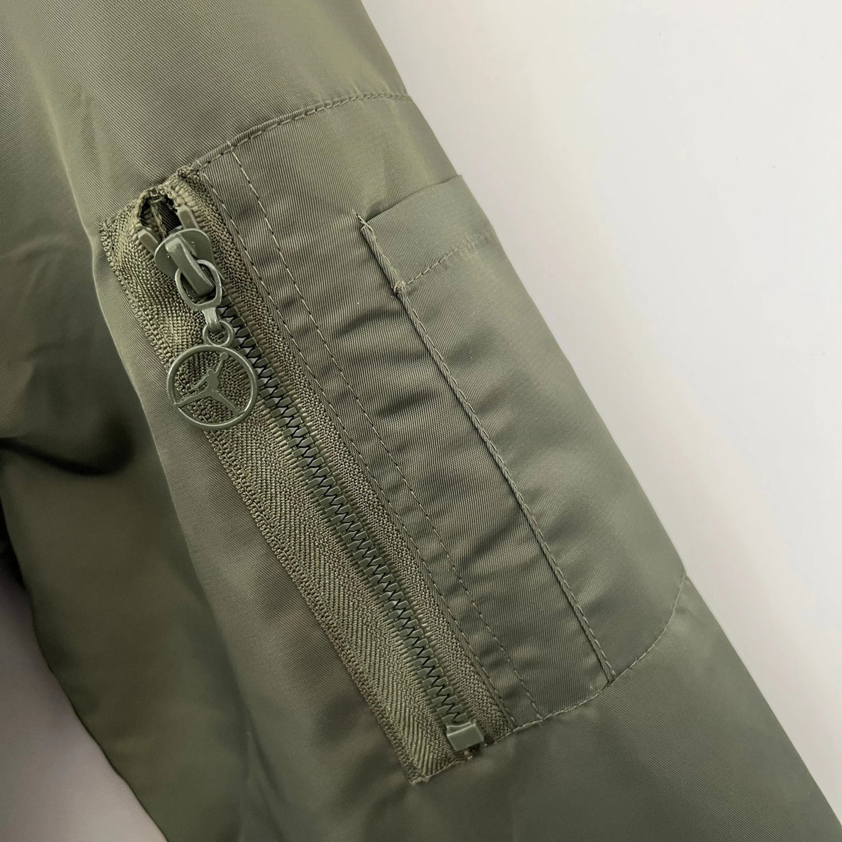 Veste coupe-vent Jordan kaki 2023/24