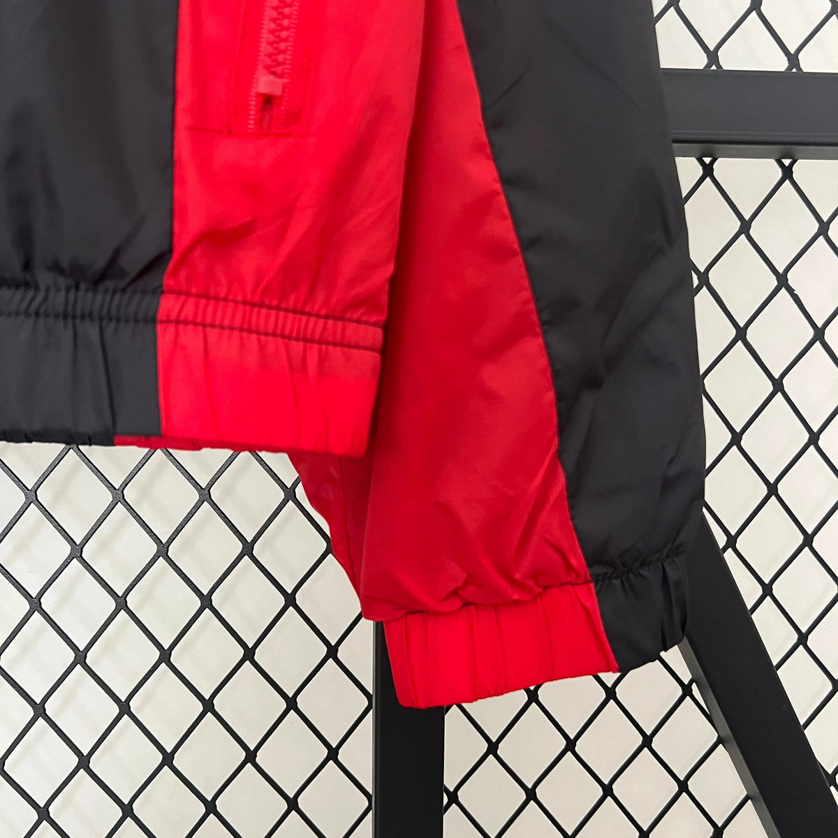 Veste coupe-vent Jordan rouge 2024/25