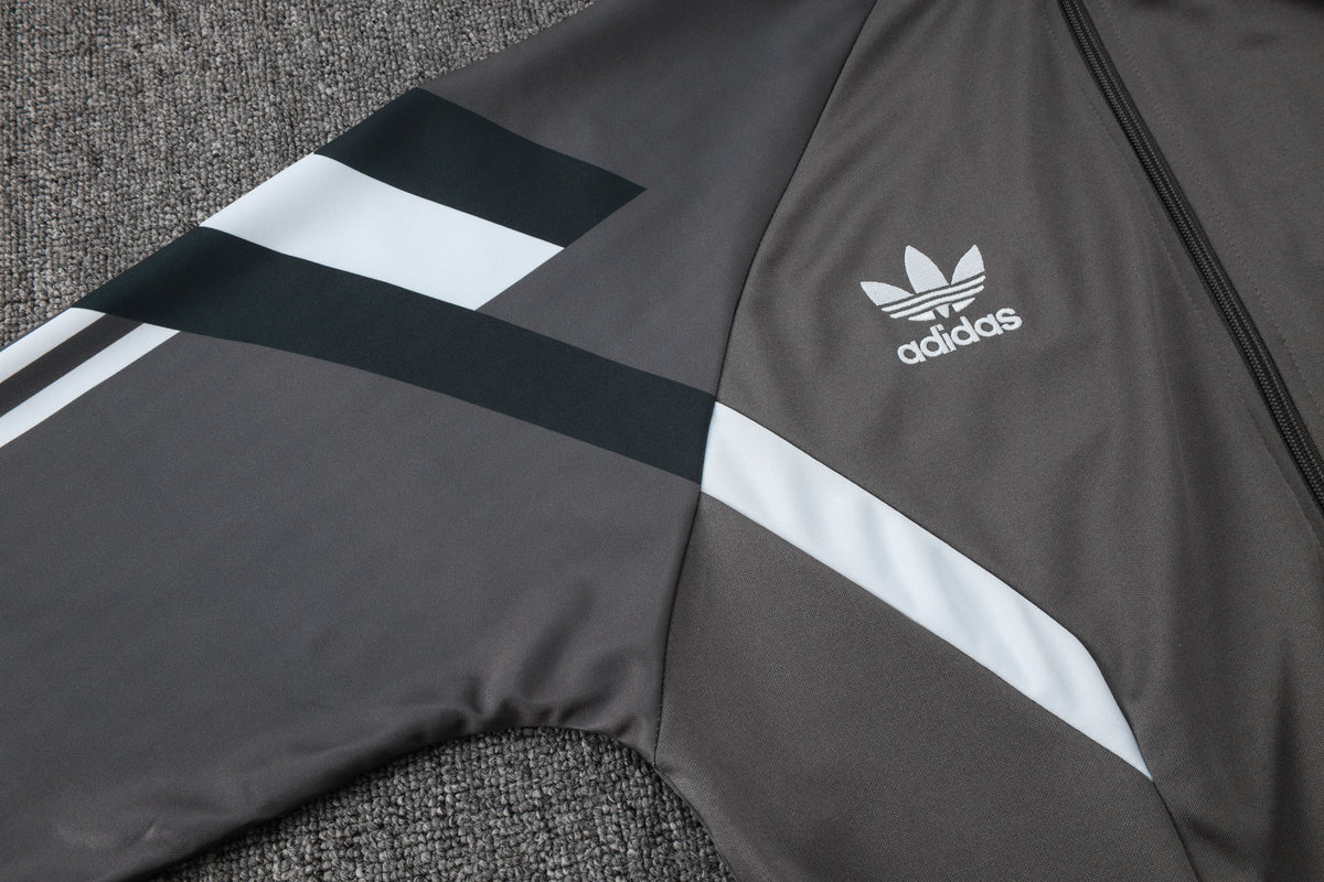 Veste zippée ensemble jogging Real Madrid 2024/25 Gris Foncé Vintage