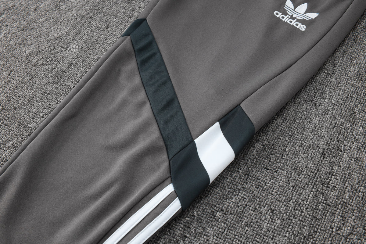 Veste zippée ensemble jogging Real Madrid 2024/25 Gris Foncé Vintage